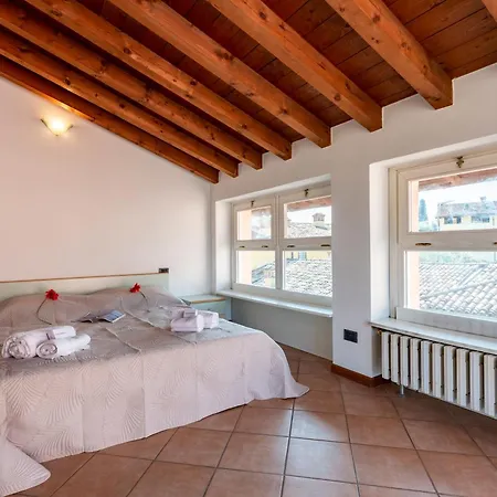 Appartement Bruno House Lakeview & Shared Pool - Happy