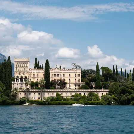 Bruno House Lakeview & Shared Pool - Happy * San Felice del Benaco