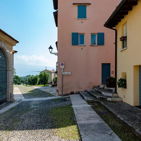 Bruno House Lakeview & Shared Pool - Happy Apartament San Felice del Benaco