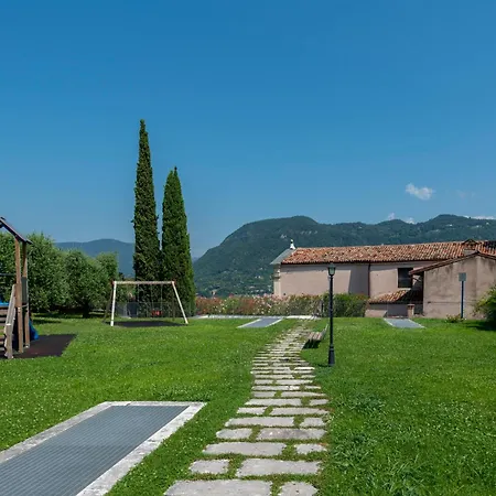 Bruno House Lakeview & Shared Pool - Happy San Felice del Benaco