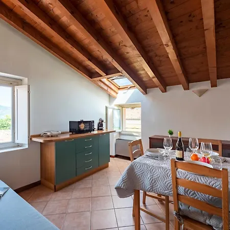 Bruno House Lakeview & Shared Pool - Happy San Felice del Benaco